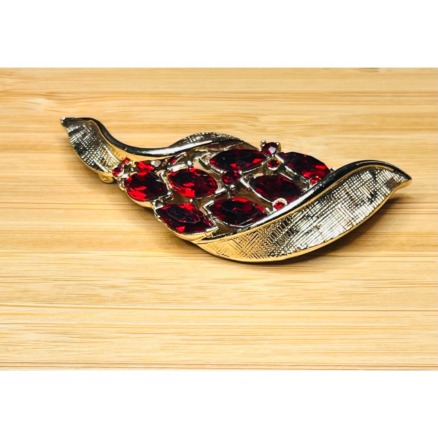 Vintage Lisner Red Glass Brooch